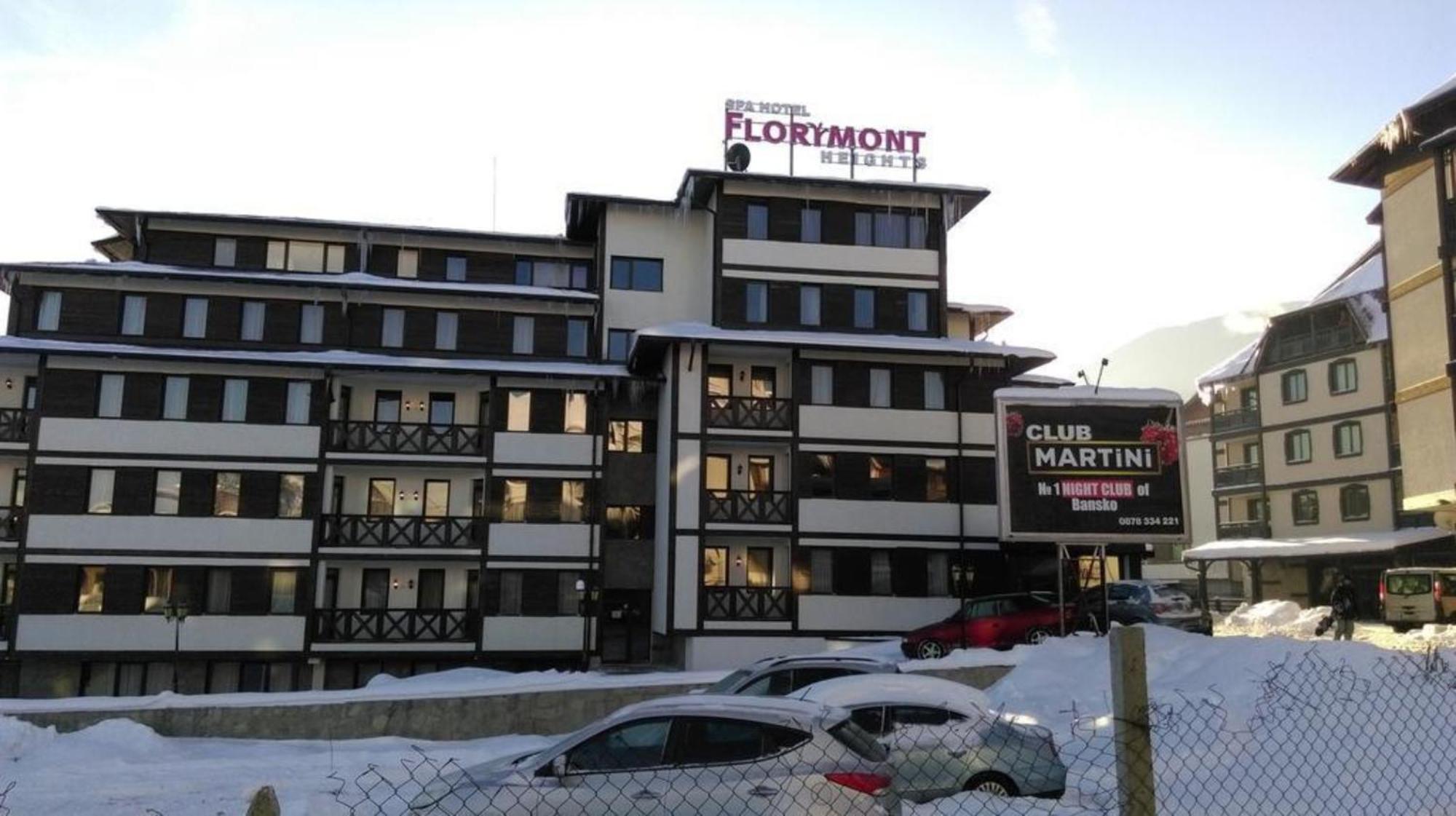Apartment Next To The Lift