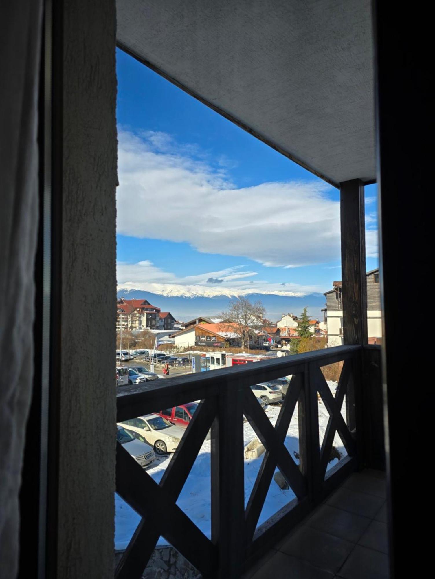 Next To The Lift * Bansko